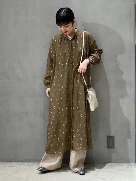 LAKOLEのコーディネートを紹介します。｜Rakuten Fashion(楽天ファッション／旧楽天ブランドアベニュー)1027064