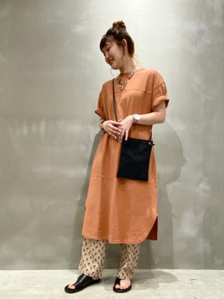 LAKOLEのコーディネートを紹介します。｜Rakuten Fashion(楽天ファッション／旧楽天ブランドアベニュー)1040399