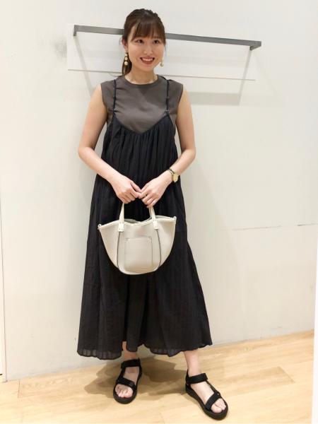 LAKOLEのコーディネートを紹介します。｜Rakuten Fashion(楽天ファッション／旧楽天ブランドアベニュー)1044716