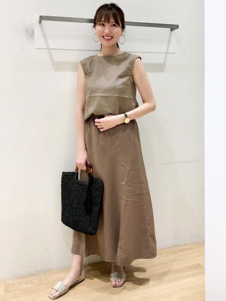 LAKOLEのコーディネートを紹介します。｜Rakuten Fashion(楽天ファッション／旧楽天ブランドアベニュー)1046584