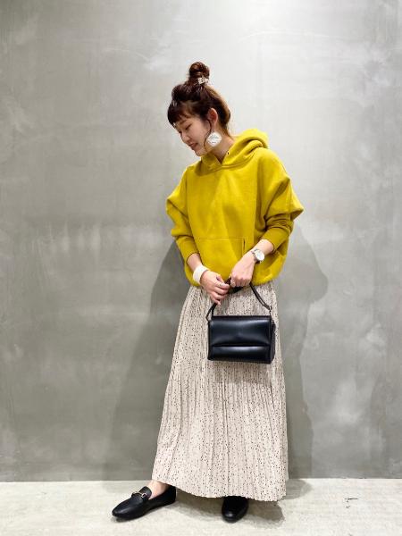 LAKOLEのコーディネートを紹介します。｜Rakuten Fashion(楽天ファッション／旧楽天ブランドアベニュー)1050763