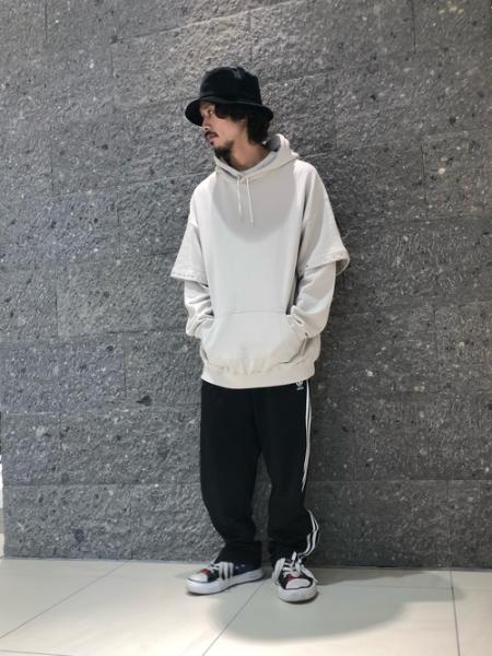 LOVELESSのコーディネートを紹介します。｜Rakuten Fashion(楽天ファッション／旧楽天ブランドアベニュー)1051056