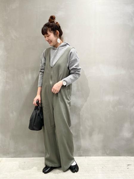 LAKOLEのコーディネートを紹介します。｜Rakuten Fashion(楽天ファッション／旧楽天ブランドアベニュー)1064698