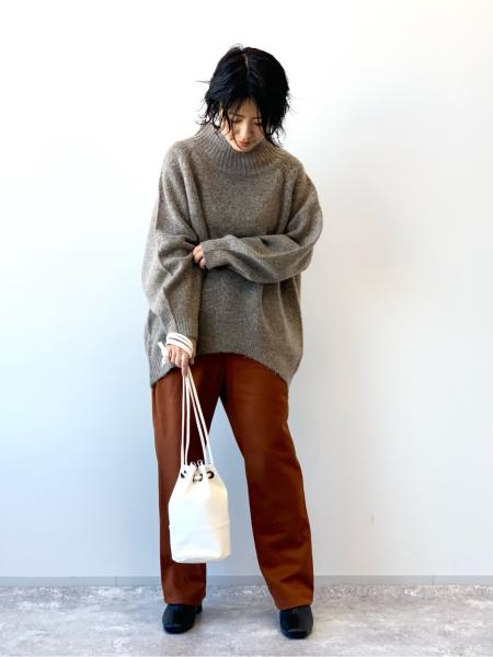 LAKOLEのコーディネートを紹介します。｜Rakuten Fashion(楽天ファッション／旧楽天ブランドアベニュー)1071497