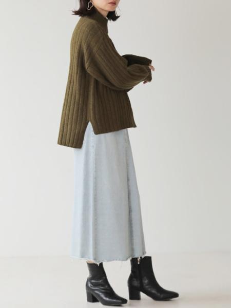 Bou Jeloudの【WEB限定】フロントスリット太リブニットプルオーバーを使ったコーディネートを紹介します。｜Rakuten Fashion(楽天ファッション／旧楽天ブランドアベニュー)1077211