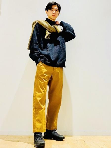 GAPの(M)V-JPN OVERSIZE セーターを使ったコーディネートを紹介します。｜Rakuten Fashion(楽天ファッション／旧楽天ブランドアベニュー)1079630
