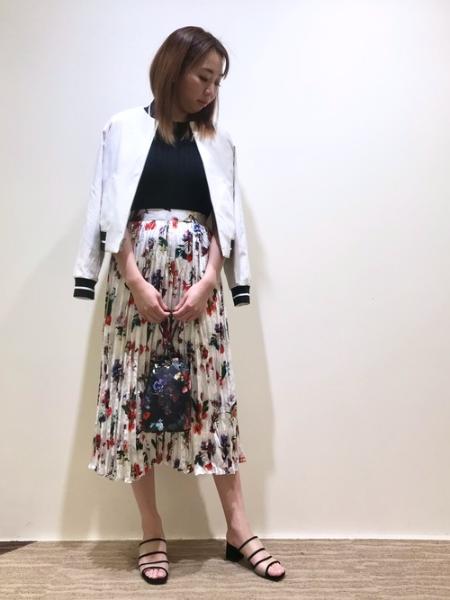 LOVELESSのコーディネートを紹介します。｜Rakuten Fashion(楽天ファッション／旧楽天ブランドアベニュー)1094313