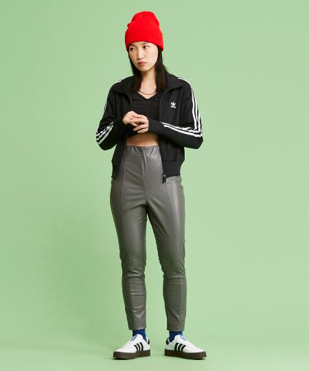 Adidasのアディカラー クラシックス ファイヤーバード Primeblue トラックジャケット ジャージ Firebird Track Top Pb アディダスオリジナルスを使ったコーディネート Rakuten Fashion 楽天ファッション 旧楽天ブランドアベニュー