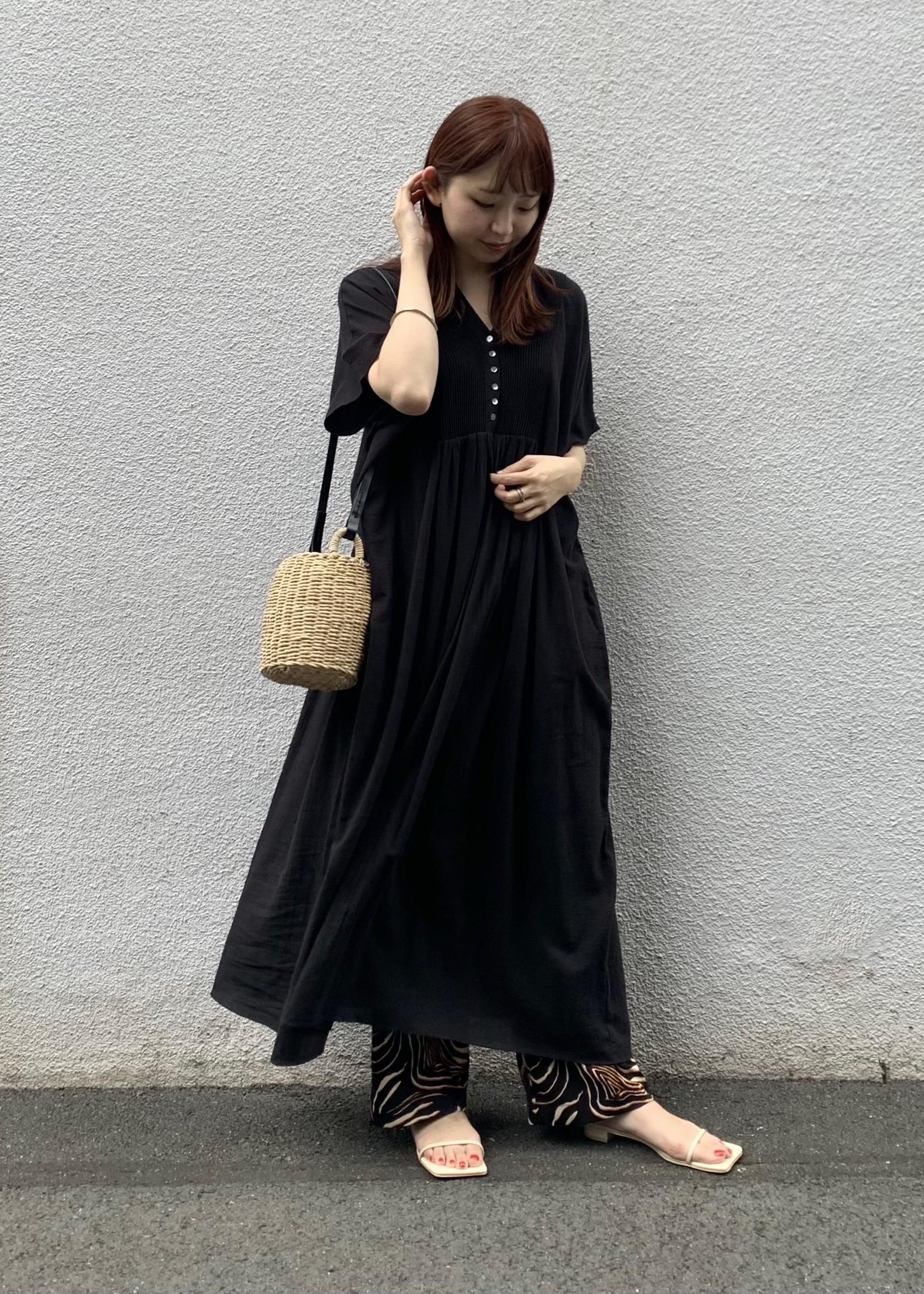 Adam Et Rope の Web限定 コードピンタックカフタンワンピースを使ったコーディネート Rakuten Fashion 楽天 ファッション 旧楽天ブランドアベニュー