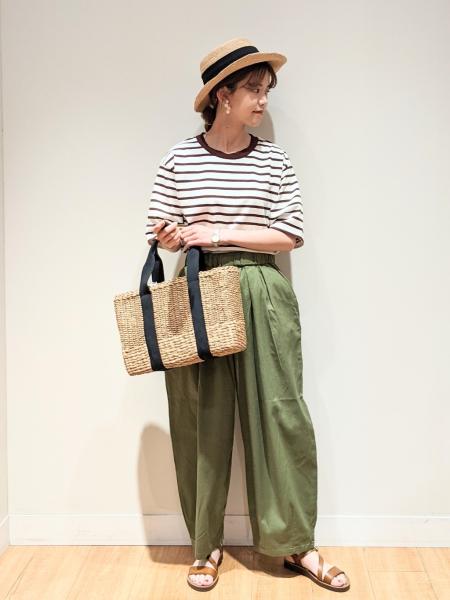 Studio Clipの キナリノ掲載商品 フラワーワゴンｔシャツを使ったコーディネート Rakuten Fashion 楽天ファッション 旧楽天ブランドアベニュー