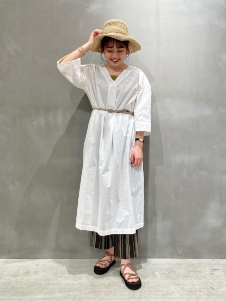 LAKOLEのコーディネートを紹介します。｜Rakuten Fashion(楽天ファッション／旧楽天ブランドアベニュー)1123927