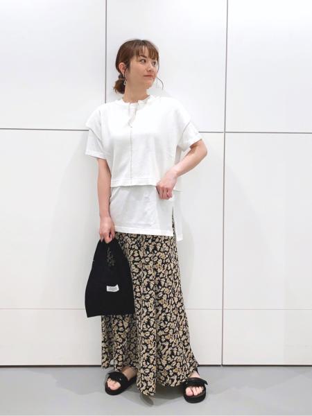 LAKOLEのコーディネートを紹介します。｜Rakuten Fashion(楽天ファッション／旧楽天ブランドアベニュー)1123946