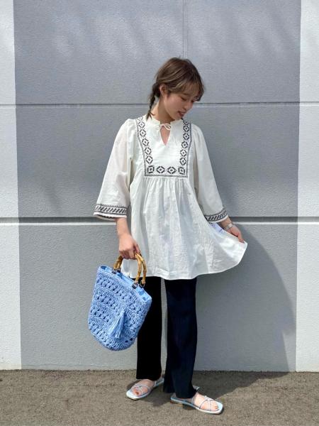 LAKOLEのコーディネートを紹介します。｜Rakuten Fashion(楽天ファッション／旧楽天ブランドアベニュー)1144928