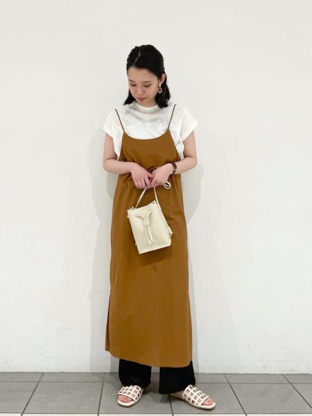 LAKOLEのコーディネートを紹介します。｜Rakuten Fashion(楽天ファッション／旧楽天ブランドアベニュー)1169019