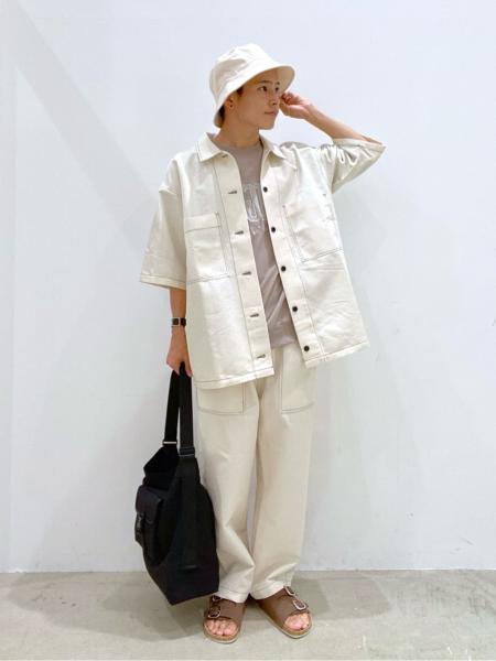 LAKOLEのツイルバケットハットを使ったコーディネートを紹介します。｜Rakuten Fashion(楽天ファッション／旧楽天ブランドアベニュー)1185112