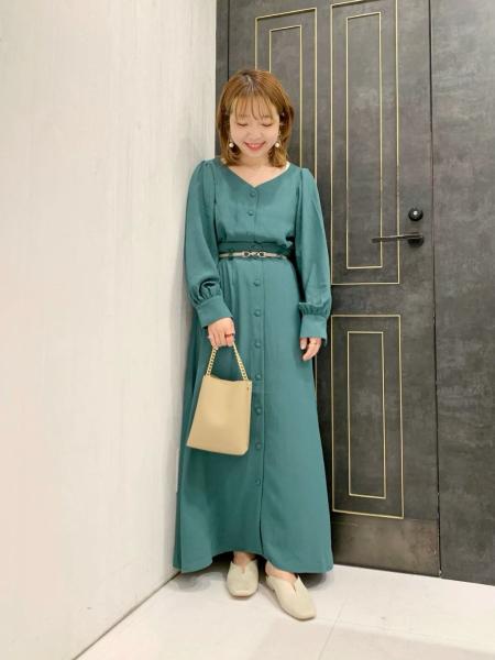 mysty womanのビットベルトを使ったコーディネートを紹介します。｜Rakuten Fashion(楽天ファッション／旧楽天ブランドアベニュー)1193020