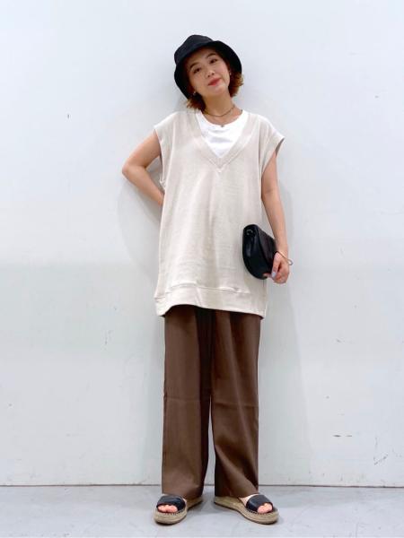 LAKOLEのコーディネートを紹介します。｜Rakuten Fashion(楽天ファッション／旧楽天ブランドアベニュー)1204435