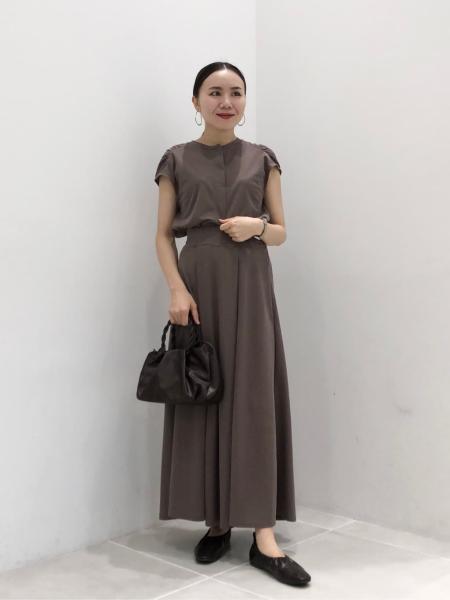 LAKOLEのコーディネートを紹介します。｜Rakuten Fashion(楽天ファッション／旧楽天ブランドアベニュー)1208256