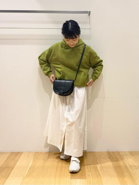 LAKOLEのコーディネートを紹介します。｜Rakuten Fashion(楽天ファッション／旧楽天ブランドアベニュー)1208267