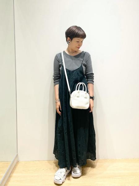 LAKOLEのコーディネートを紹介します。｜Rakuten Fashion(楽天ファッション／旧楽天ブランドアベニュー)1208360