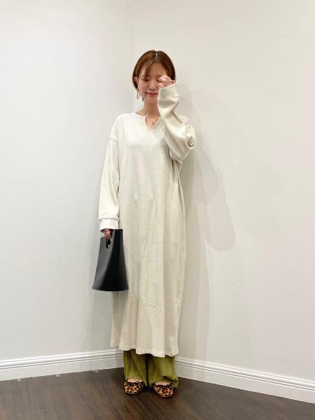Te Chichiのlugnoncure ワッフルキーネックワンピースを使ったコーディネート Rakuten Fashion 楽天ファッション 旧楽天ブランドアベニュー