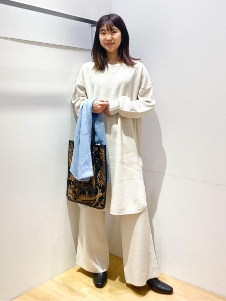 LAKOLEのコーディネートを紹介します。｜Rakuten Fashion(楽天ファッション／旧楽天ブランドアベニュー)1245555