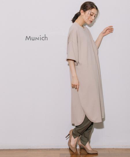 Munichのレーヨンラミーストレッチクロス スリットリブパンツを使った