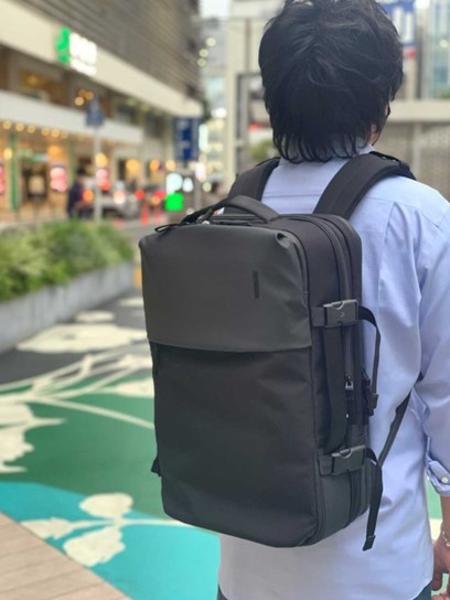 Incaseの(U)INCO100682-BLK A.R.C. Travel Pack 16inch バックパック