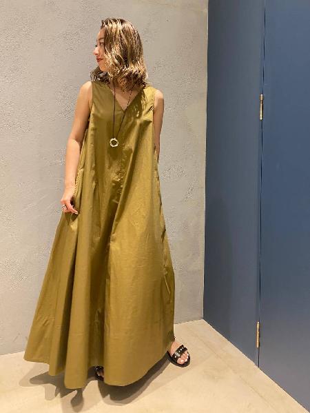 Curensologyのコーディネートを紹介します。｜Rakuten Fashion(楽天ファッション／旧楽天ブランドアベニュー)1337731
