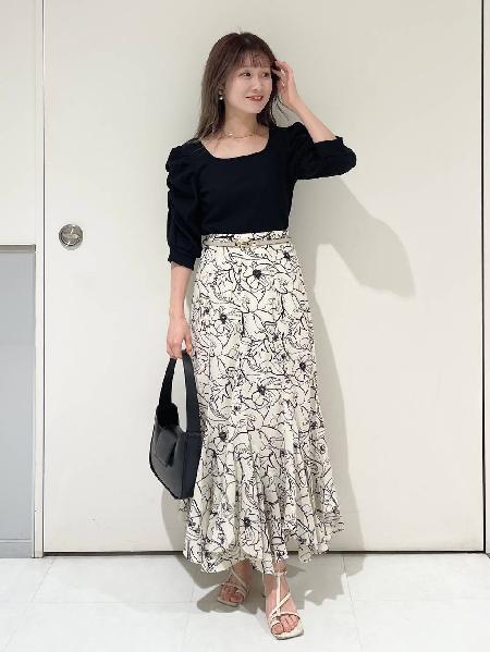 mysty womanのビットベルトを使ったコーディネートを紹介します。｜Rakuten Fashion(楽天ファッション／旧楽天ブランドアベニュー)1346165