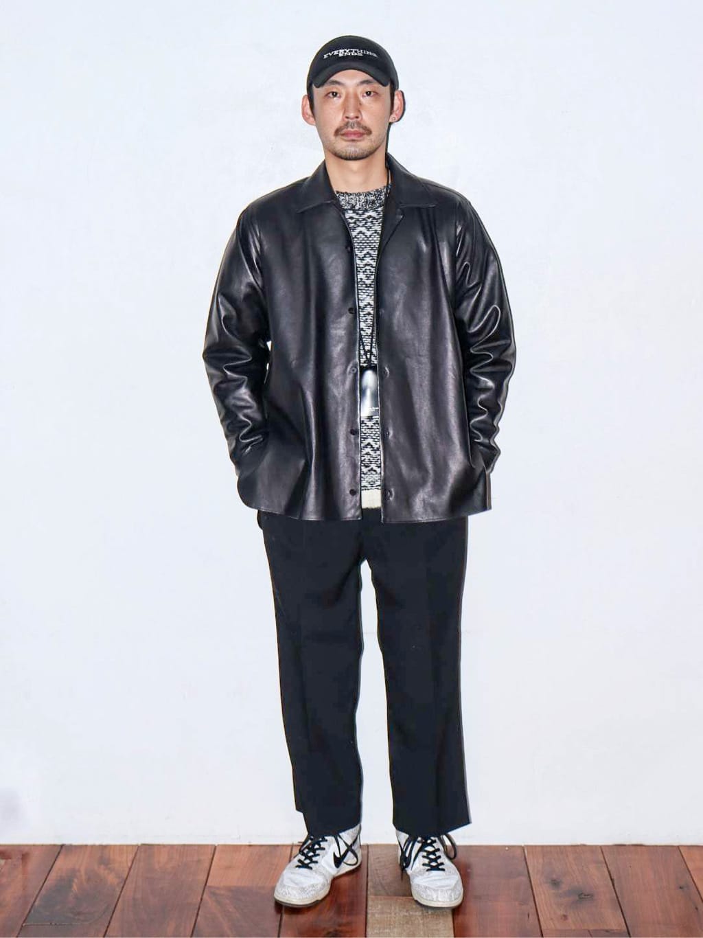 WISMのコーディネートを紹介します。｜Rakuten Fashion(楽天ファッション／旧楽天ブランドアベニュー)1356369