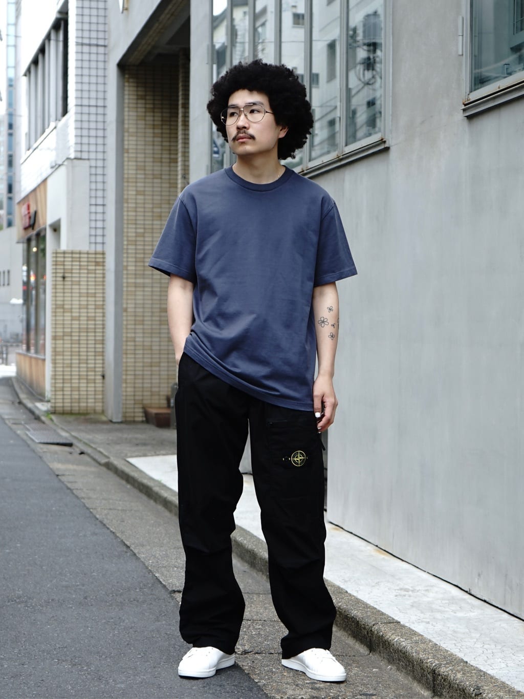 417 EDIFICEのコーディネートを紹介します。｜Rakuten Fashion(楽天ファッション／旧楽天ブランドアベニュー)1371064