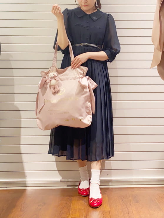 Maison de FLEURのコーディネートを紹介します。｜Rakuten Fashion(楽天ファッション／旧楽天ブランドアベニュー)1387057