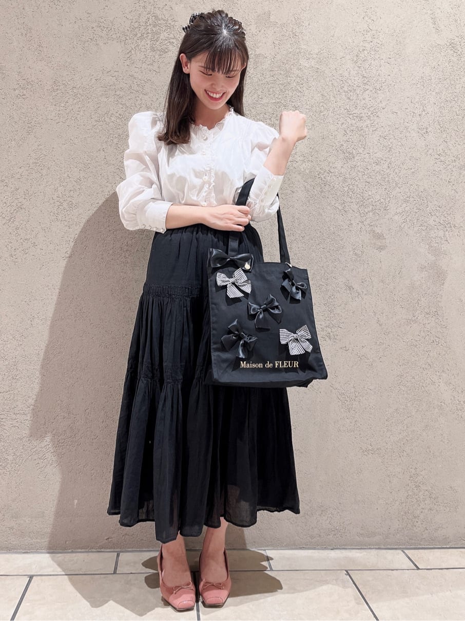 Maison de FLEURのコーディネートを紹介します。｜Rakuten Fashion(楽天ファッション／旧楽天ブランドアベニュー)1409731