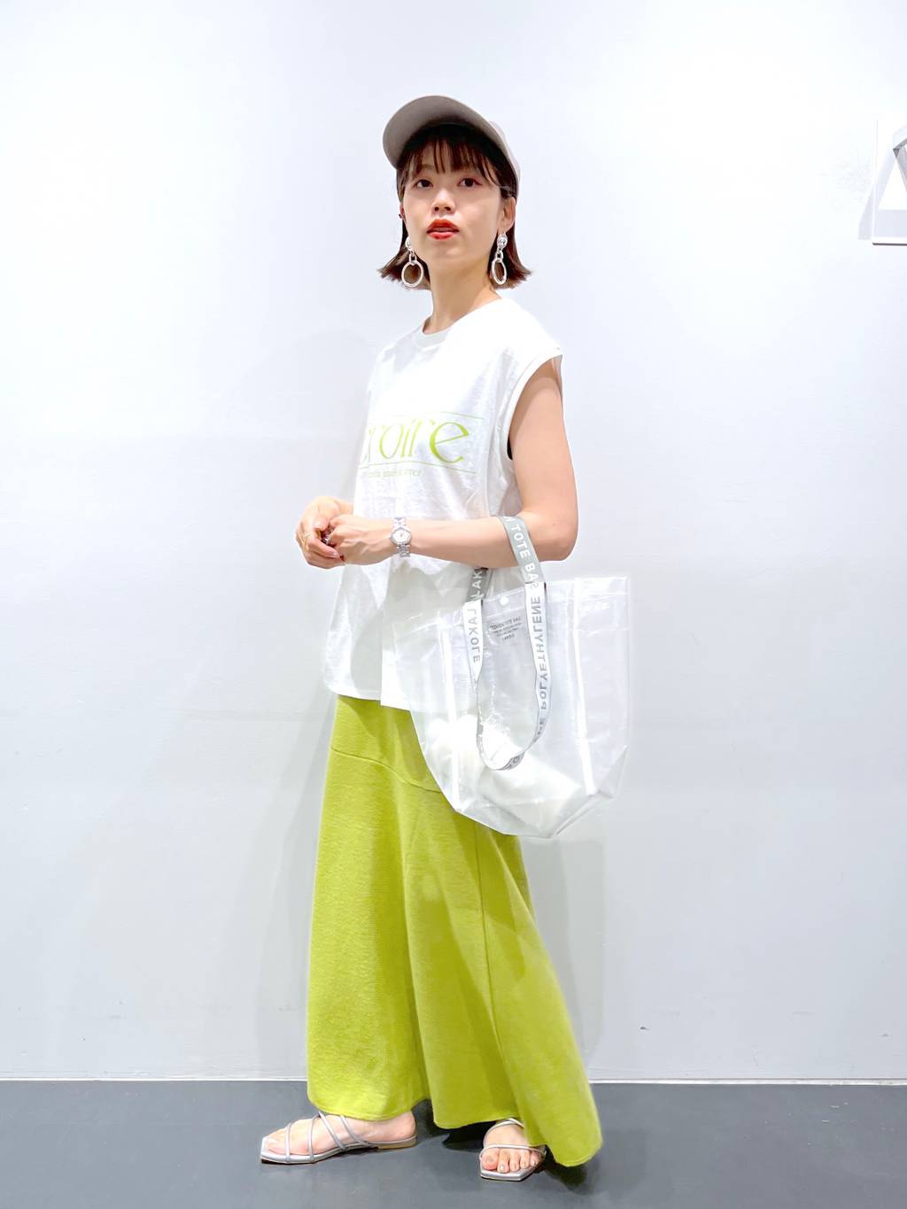 LAKOLEのコーディネートを紹介します。｜Rakuten Fashion(楽天ファッション／旧楽天ブランドアベニュー)1437307