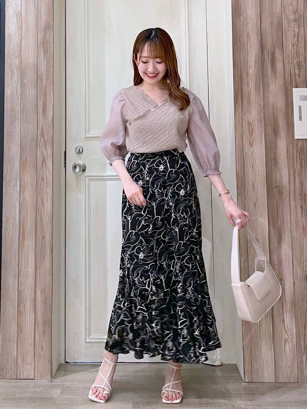 mysty womanのコーディネートを紹介します。｜Rakuten Fashion(楽天ファッション／旧楽天ブランドアベニュー)1483173