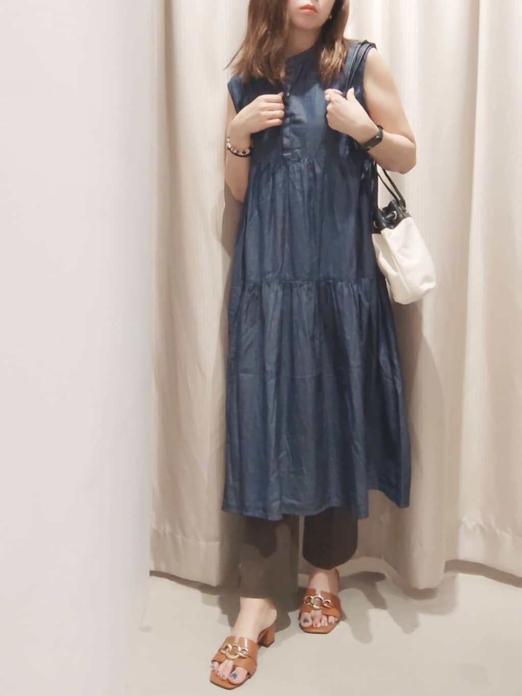 American Holicのノースリーブデニムギャザーワンピースを使ったコーディネート Rakuten Fashion 楽天ファッション 旧楽天ブランドアベニュー American Holicのノースリーブデニムギャザーワンピースを使ったコーディネート Rakuten Fashion 楽天ファッション 旧楽天ブランドアベニュー