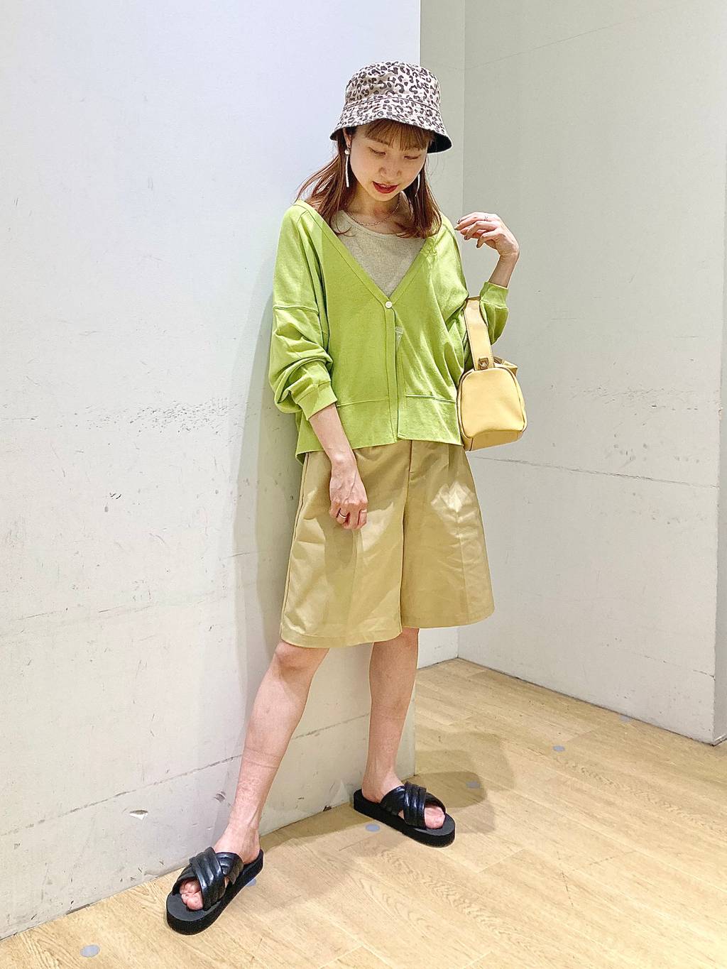 LAKOLEのコーディネートを紹介します。｜Rakuten Fashion(楽天ファッション／旧楽天ブランドアベニュー)1497421