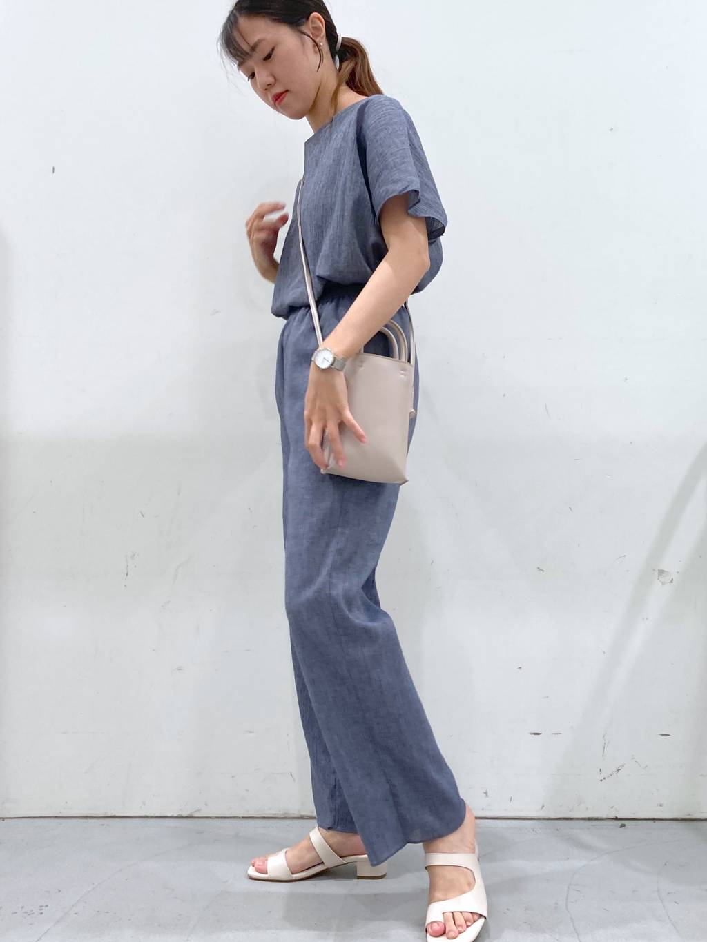 LAKOLEのコーディネートを紹介します。｜Rakuten Fashion(楽天ファッション／旧楽天ブランドアベニュー)1497431