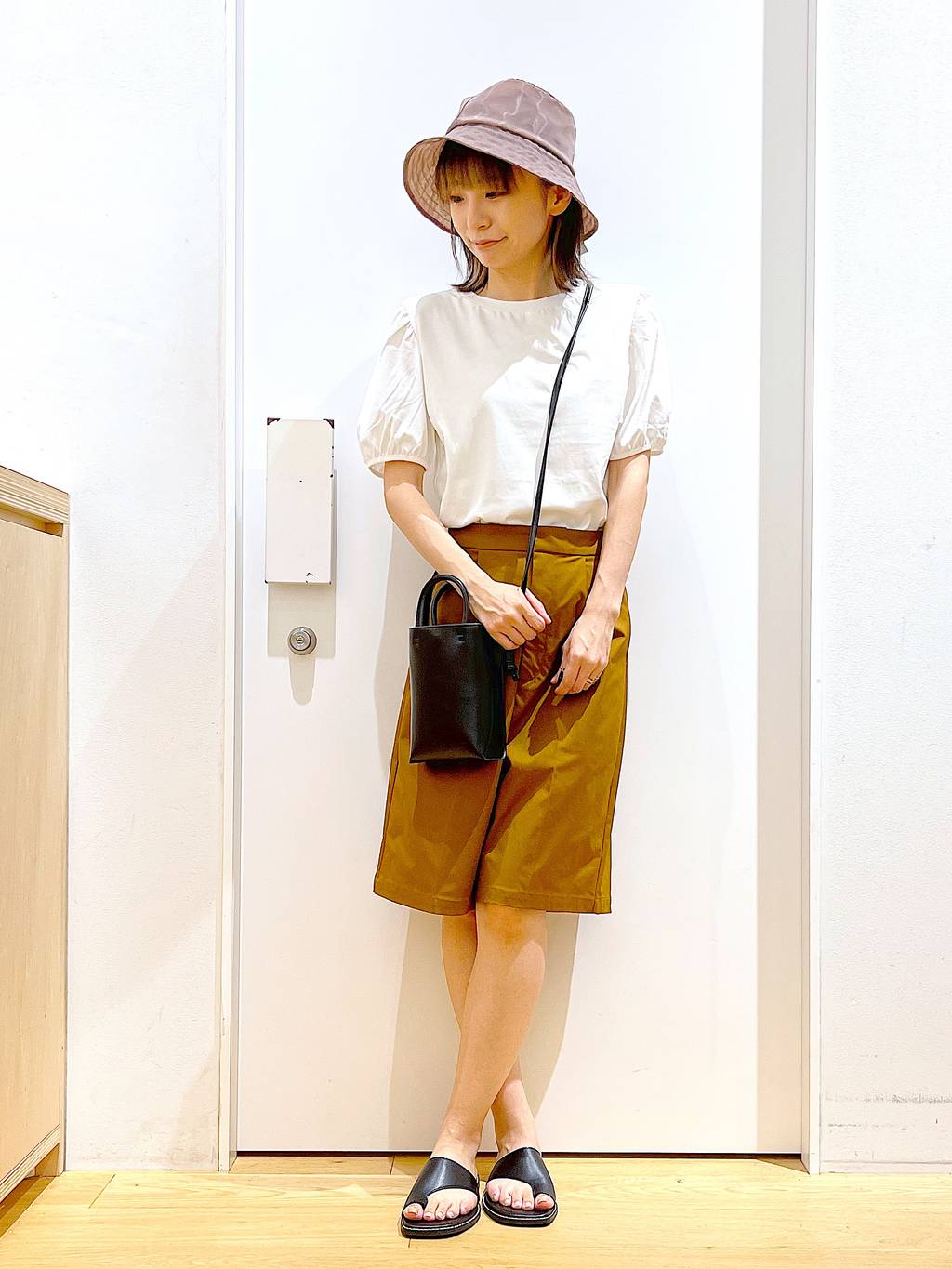 LAKOLEのコーディネートを紹介します。｜Rakuten Fashion(楽天ファッション／旧楽天ブランドアベニュー)1568176