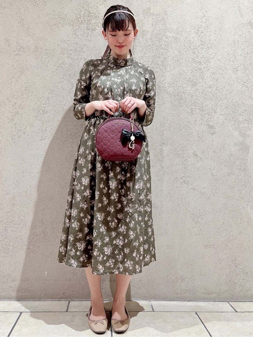 Maison de FLEURのコーディネートを紹介します。｜Rakuten Fashion(楽天ファッション／旧楽天ブランドアベニュー)1587332
