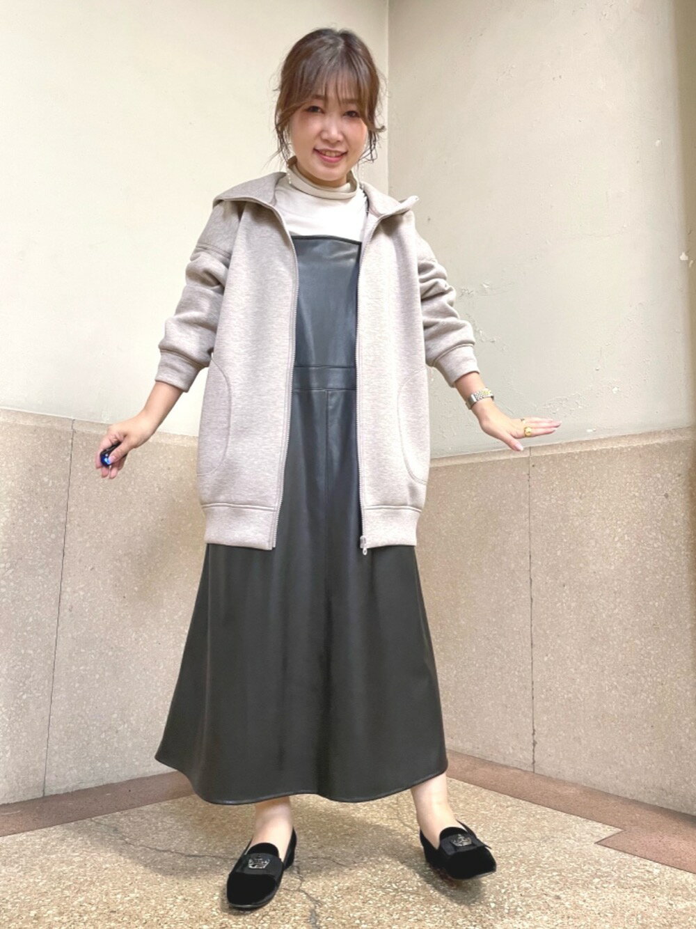 CARA O CRUZのサロペットスカートを使ったコーディネートを紹介します。｜Rakuten Fashion(楽天ファッション／旧楽天ブランドアベニュー)1855292