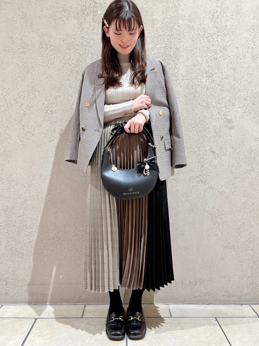 Maison de FLEURのコーディネートを紹介します。｜Rakuten Fashion(楽天ファッション／旧楽天ブランドアベニュー)1886564