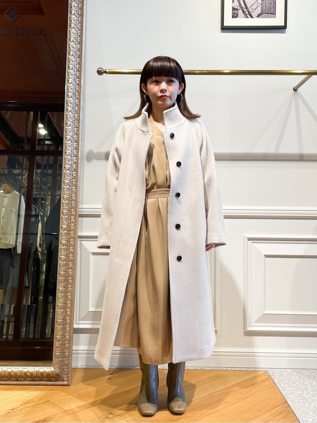 DRESSTERIORの【CLASSY.12月号掲載】【人気コートが今年らしく