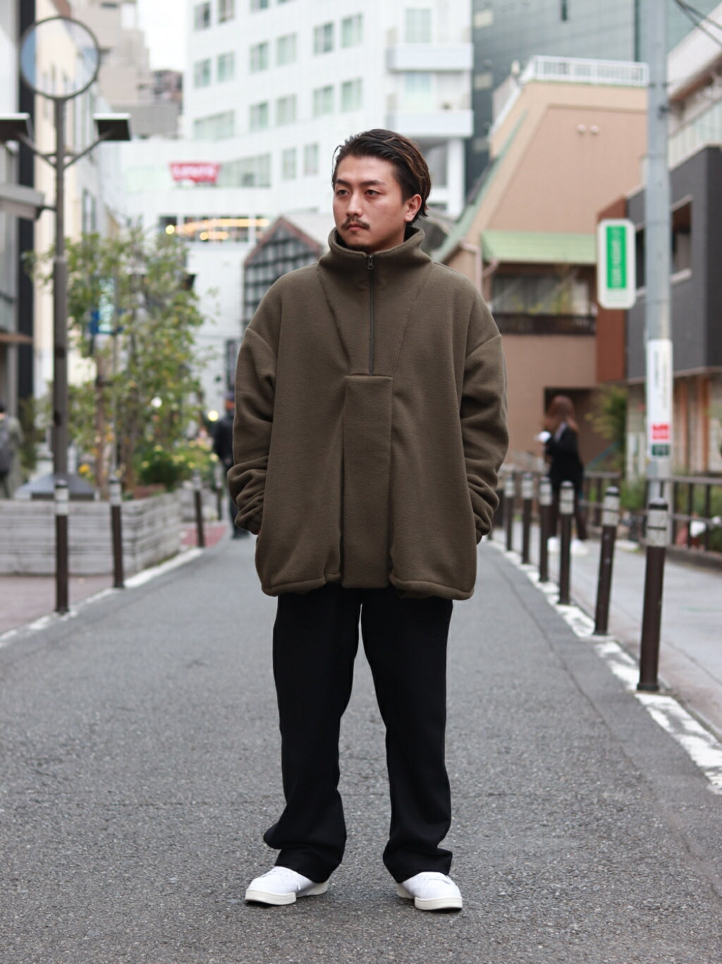 WISMのコーディネートを紹介します。｜Rakuten Fashion(楽天ファッション／旧楽天ブランドアベニュー)1902889