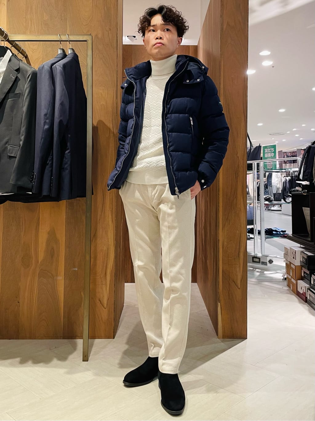 MEN'S BIGIの【俳優 渡部篤郎さん着用】12Gへリンボンジャガードタートルネックニットを使ったコーディネートを紹介します。｜Rakuten Fashion(楽天ファッション／旧楽天ブランドアベニュー)1908493