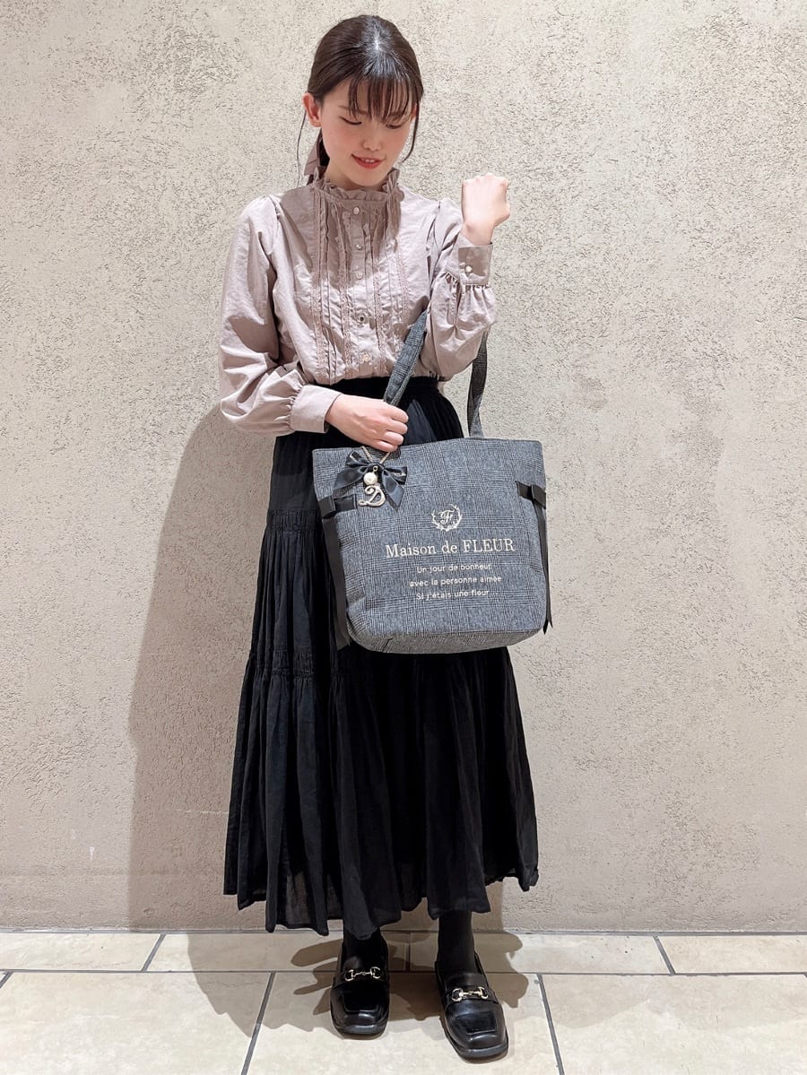 Maison de FLEURのコーディネートを紹介します。｜Rakuten Fashion(楽天ファッション／旧楽天ブランドアベニュー)1934311