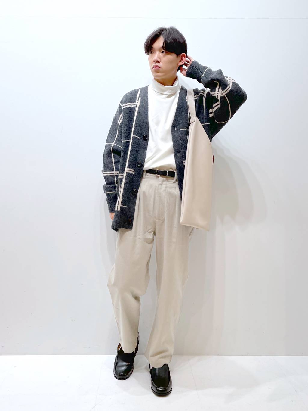 LAKOLEのコーディネートを紹介します。｜Rakuten Fashion(楽天ファッション／旧楽天ブランドアベニュー)1938001