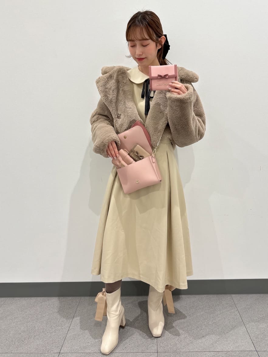 Maison de FLEURのコーディネートを紹介します。｜Rakuten Fashion(楽天ファッション／旧楽天ブランドアベニュー)1952990