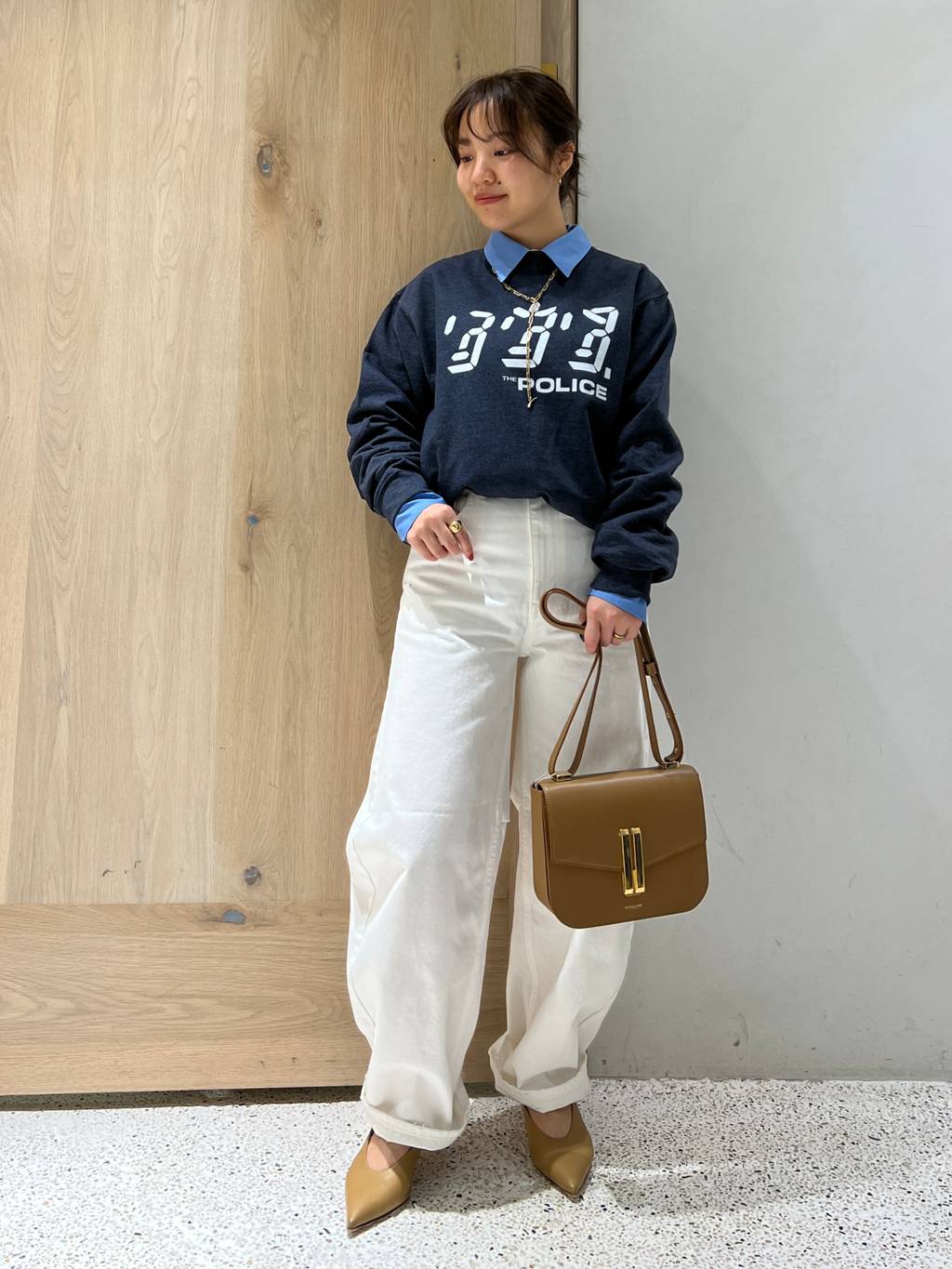 Curensologyの<&RC>カーヴィーデニムパンツを使ったコーディネートを紹介します。｜Rakuten Fashion(楽天ファッション／旧楽天ブランドアベニュー)2047891